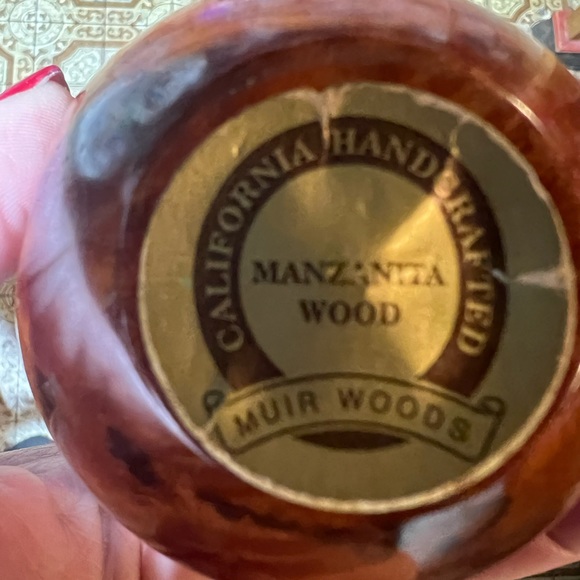 California handcrafted MUIR Woods Manzanita vase. Hand signed. - Picture 2 of 3